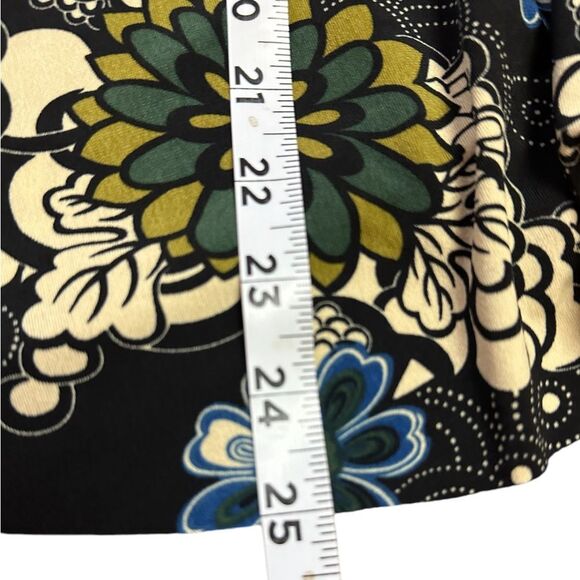 Kokoon Women’s Flowy A-Line Floral Skirt. Size XS - Picture 3 of 6
